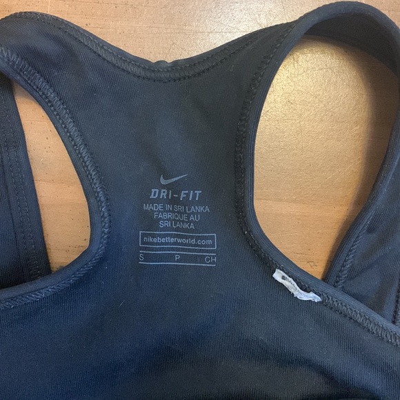 Nike sports bra - Picture 3 of 3